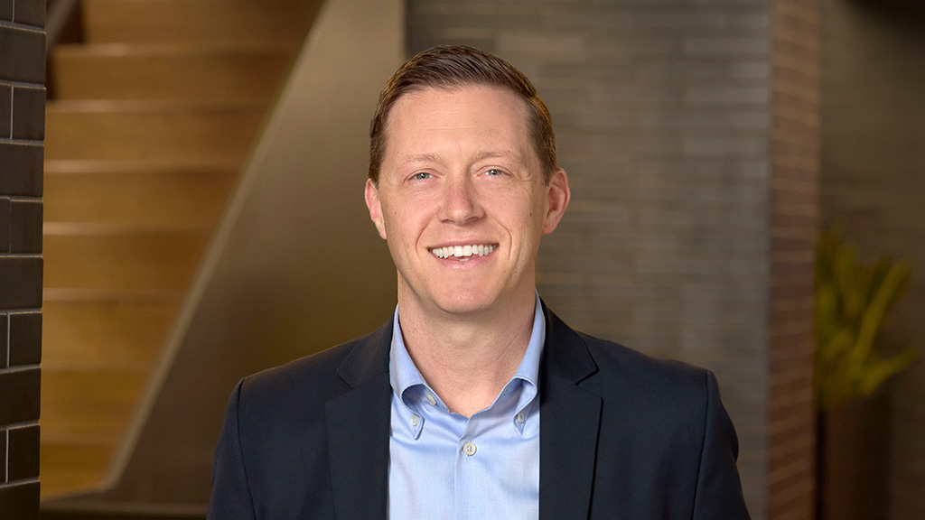 Andrew Stern headshot