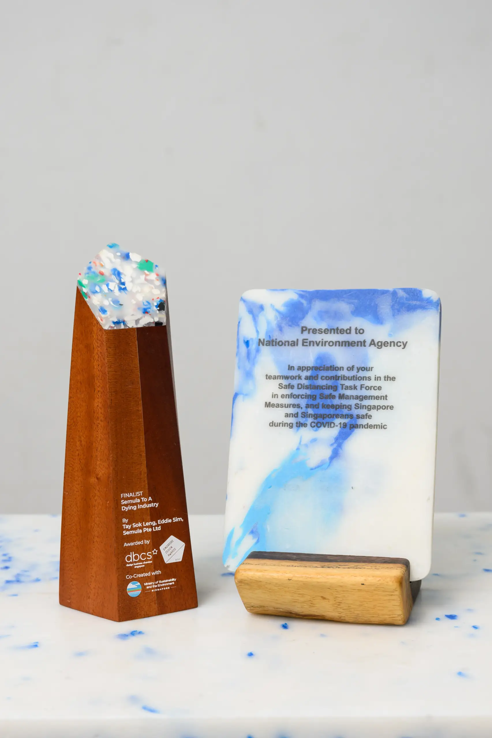 Plaques and Award Trophies